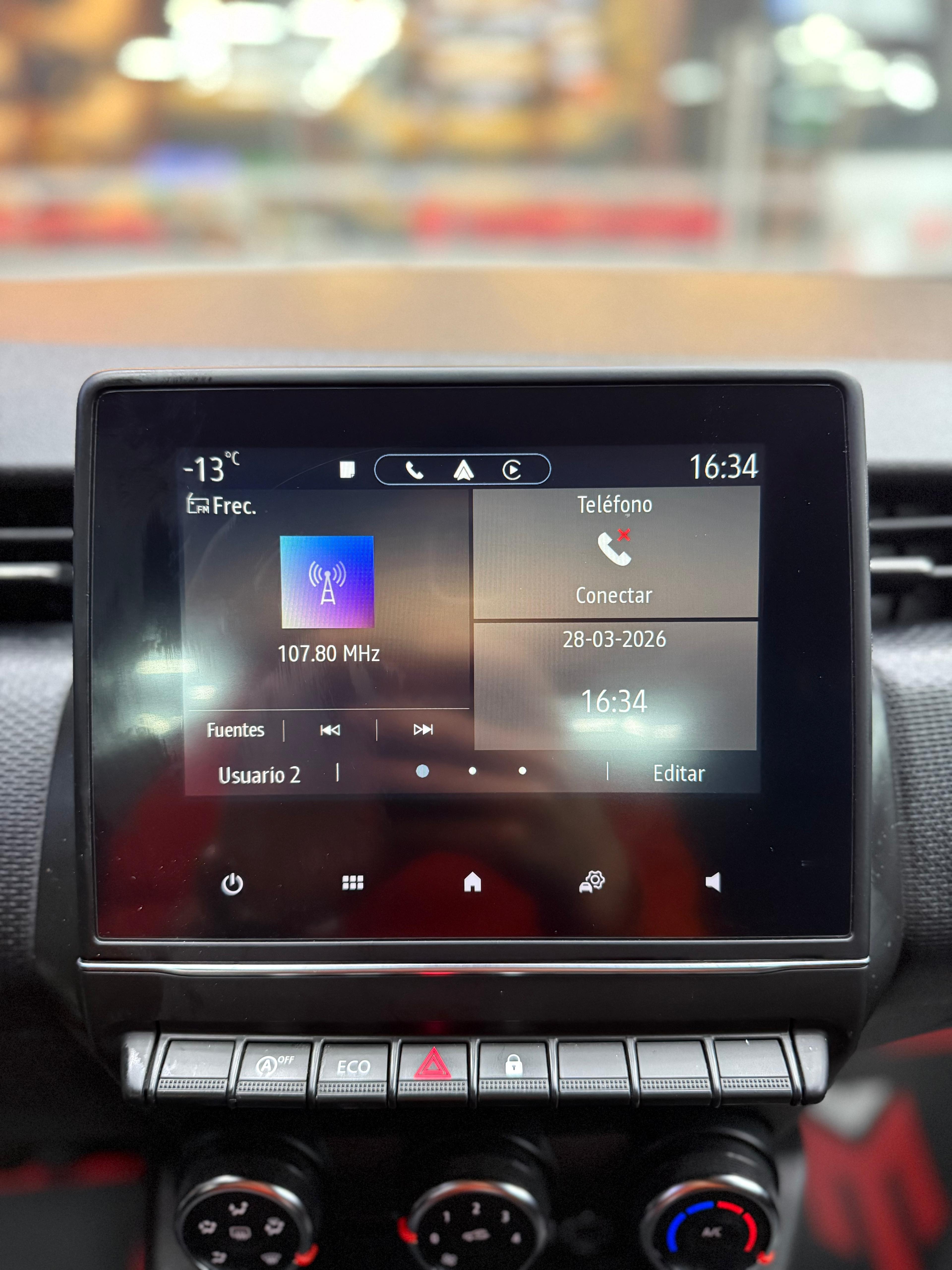 Yılmaz Motors’dan 2024 ÇIKIŞLI Clio1.0 TCe Touch HATASIZ BOYASIZ